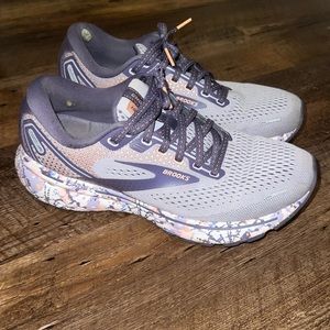 Brooks ghost 14